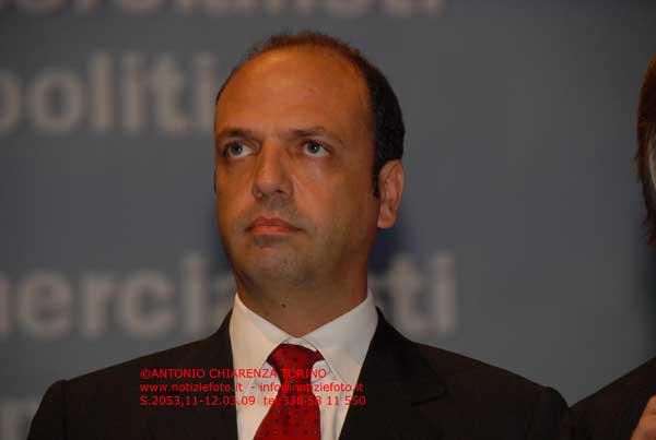 S2053_453_Angelino_Alfano