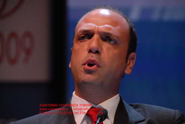 S2053_471_Angelino_Alfano