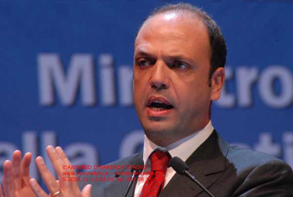 S2053_482_Angelino_Alfano