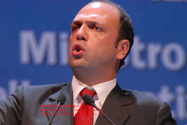 S2053_487_Angelino_Alfano