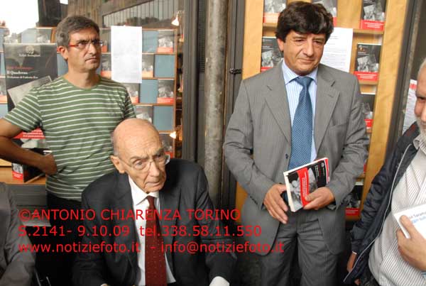 S2141_045_Saramago_Oliva