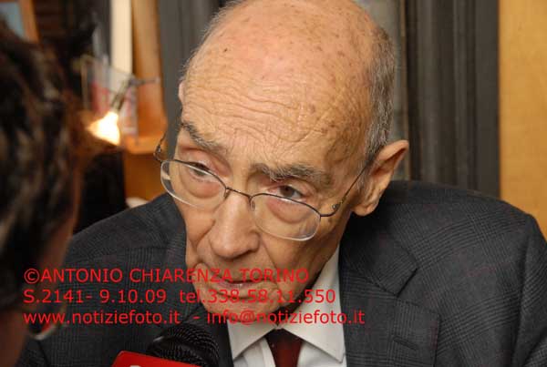 S2141_075_Jose_Saramago