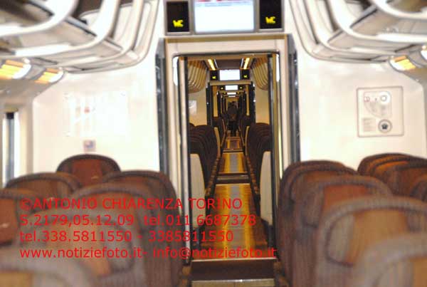 S2179_040_Treno_Freccia_Rossa