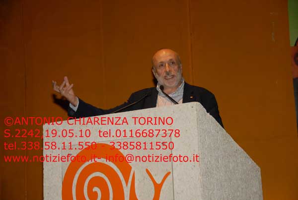 S2242_073_Carlo_Petrini