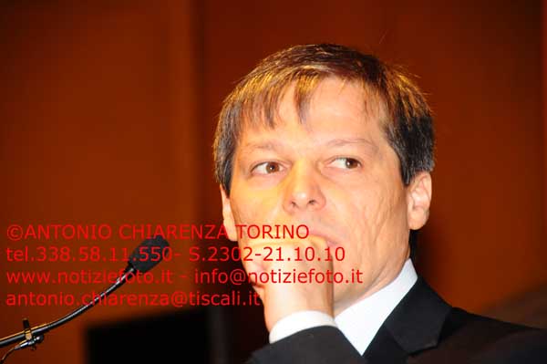 S2302_21100_5743_Dacian_Ciolos